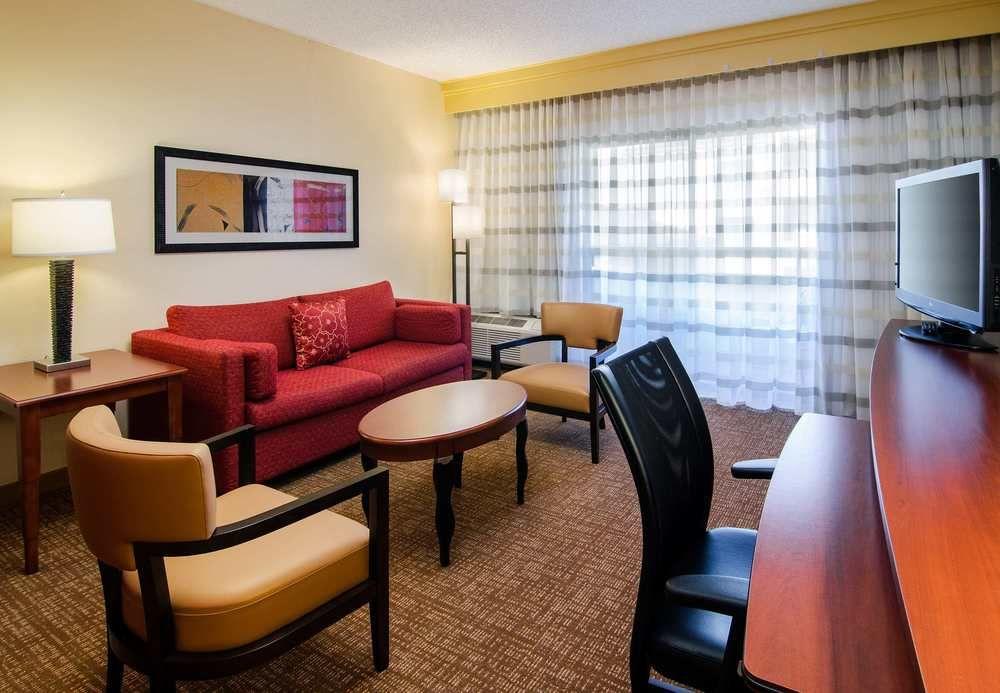 Courtyard Greenville Haywood Mall מראה חיצוני תמונה