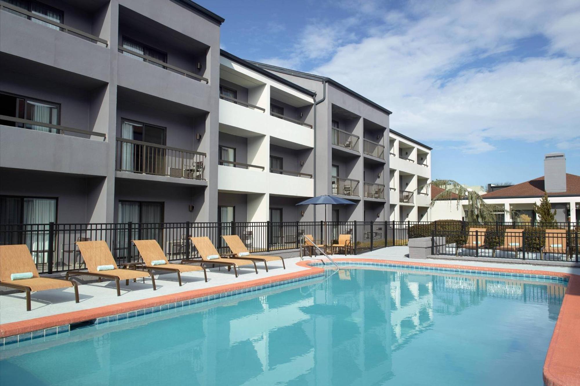 Courtyard Greenville Haywood Mall מראה חיצוני תמונה